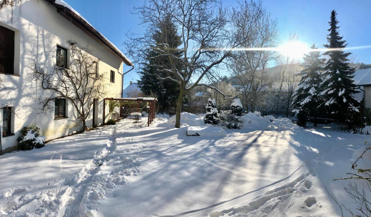 Pokoje V Chalupe Pod Milesovkou Velemin Exteriér fotografie